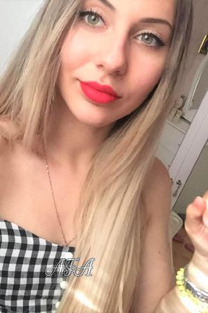 160558 - Ksenia Age: 28 - Ukraine