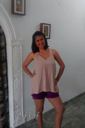 161997 - Wendy Age: 41 - Colombia