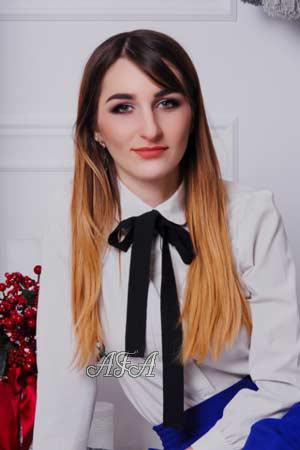 174841 - Anastasiya Age: 31 - Ukraine