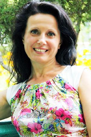 176142 - Larisa Age: 55 - Ukraine