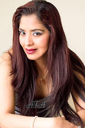 177312 - Elizabeth Age: 44 - Peru