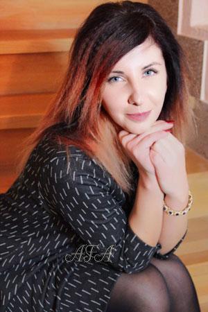 179699 - Elena Age: 37 - Ukraine