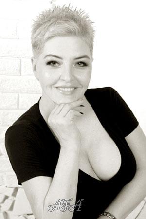 182388 - Yelena Age: 51 - Ukraine