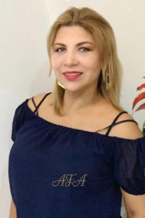 188412 - Betty Age: 63 - Colombia