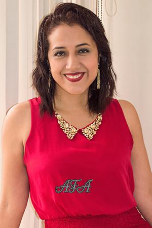 189818 - Giovana Age: 46 - Peru