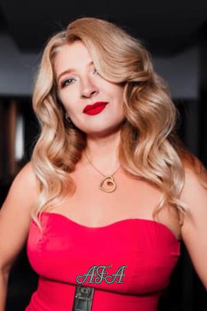 190277 - Vladyslava Age: 52 - Ukraine