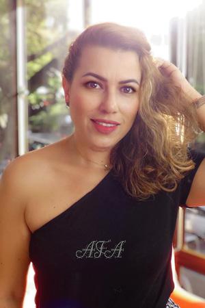 190289 - Angela Age: 48 - Colombia