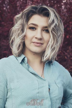 190409 - Snijana Age: 30 - Ukraine