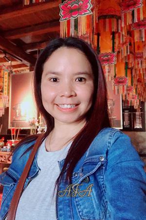 195940 - Simaporn Age: 48 - Thailand