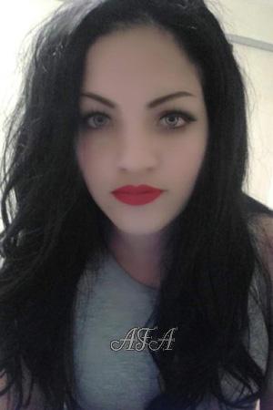 197398 - Lisandra Age: 31 - Cuba