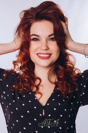 203332 - Anastasiya Age: 30 - Ukraine