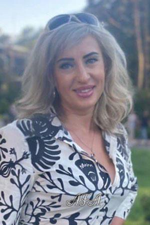 204334 - Lesya Age: 49 - Ukraine