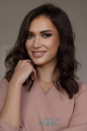 205499 - Malika Age: 35 - Russia