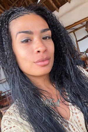 206093 - July Age: 34 - Colombia