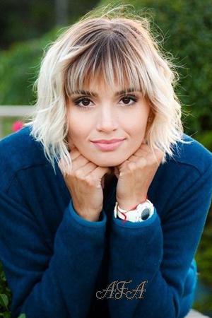 206669 - Zhanna Age: 40 - Ukraine