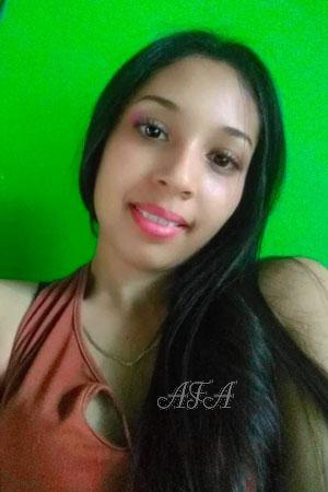 211545 - Mileidys Age: 29 - Colombia