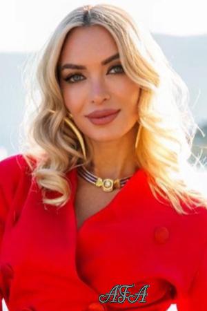 211612 - Natalia Age: 46 - Italy