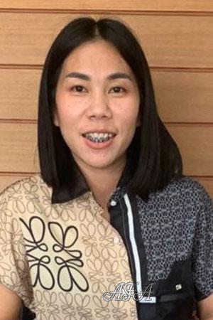 212576 - Aphiradee Age: 42 - Thailand