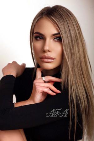 212594 - Yuliia Age: 26 - Ukraine