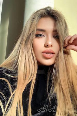 212942 - Anastasiia Age: 28 - Ukraine