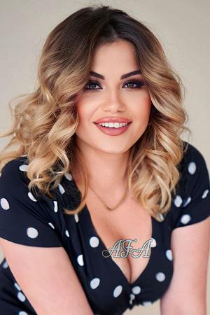 212966 - Oksana Age: 31 - Ukraine