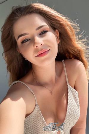 213102 - Iryna Age: 24 - Ukraine