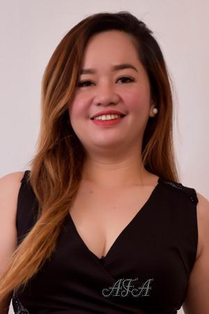 213785 - Maricris Age: 34 - Philippines