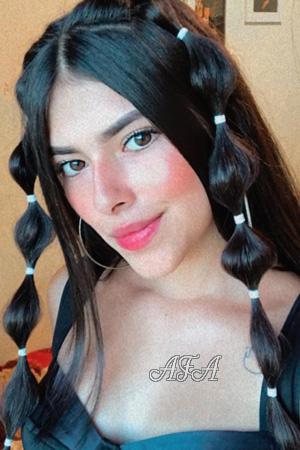 215727 - Brisneidy Age: 19 - Colombia