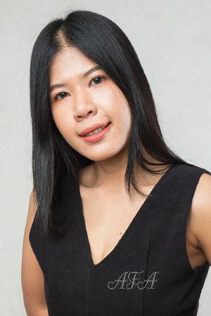 217068 - Vilavan (Vi) Age: 29 - Thailand