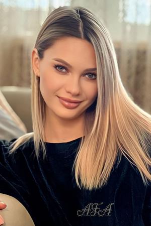 217389 - Tetiana Age: 38 - Ukraine