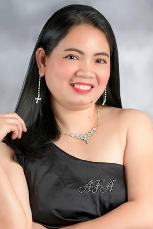 218266 - Lucia Age: 38 - Philippines