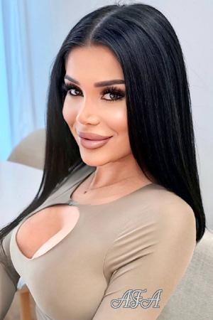 219632 - Georgiana Age: 22 - Romania