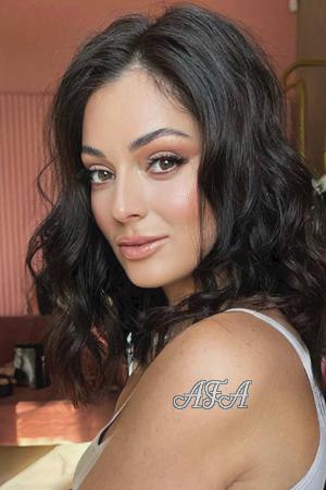 221527 - Yaryna Age: 34 - Ukraine