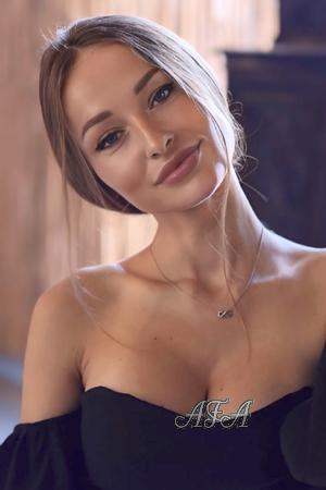222327 - Alina Age: 30 - Russia