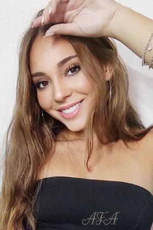 222780 - Oriana Age: 23 - Argentina