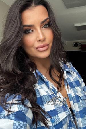 223343 - Milena Age: 27 - Lithuania