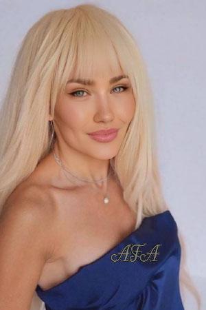223352 - Anastasia Age: 36 - Ukraine