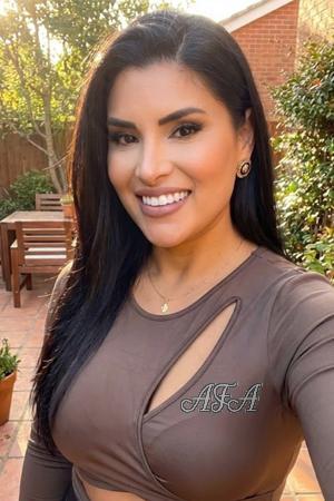 223716 - Estefania Age: 36 - Colombia