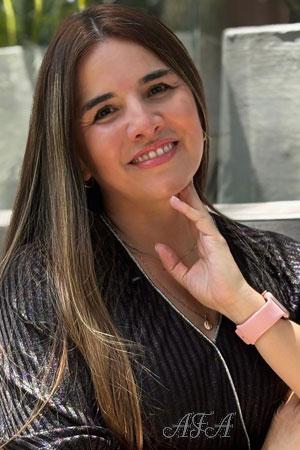 223829 - Liliana Age: 48 - Colombia