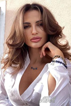 224110 - Irina Age: 51 - Ukraine