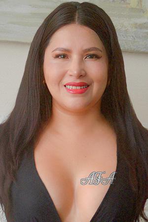 224507 - Cattherine Age: 35 - Peru